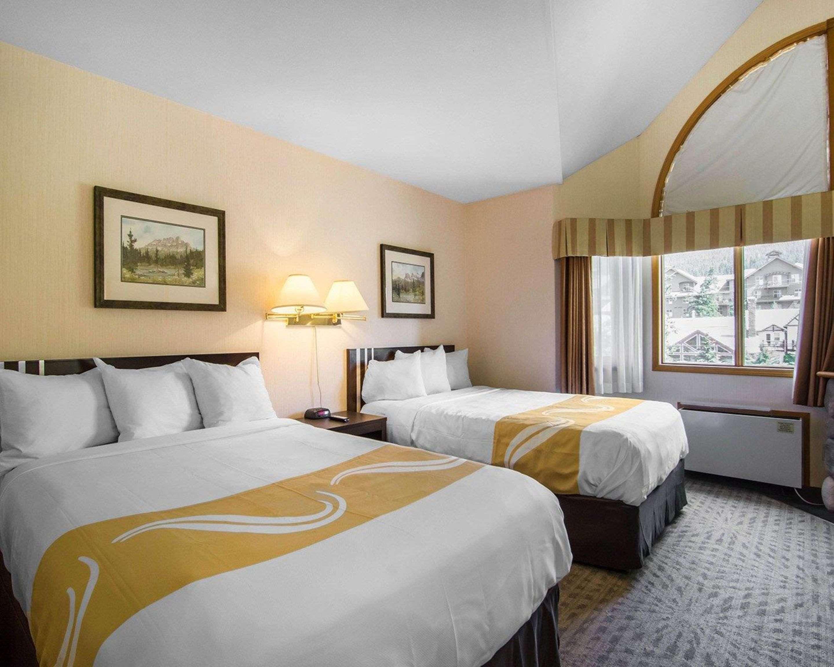 Chateau Hotel Canmore