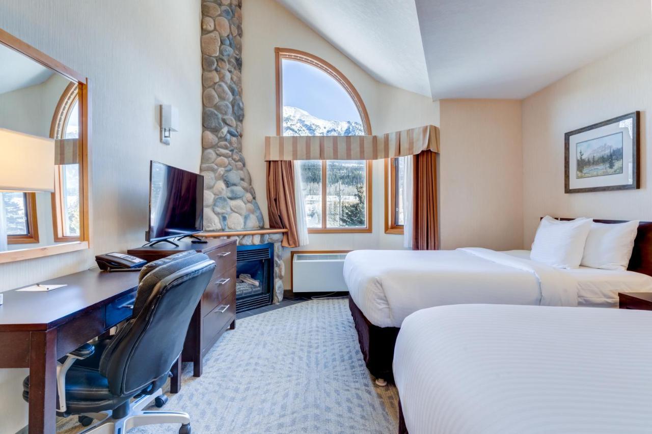 Chateau Hotel Canmore